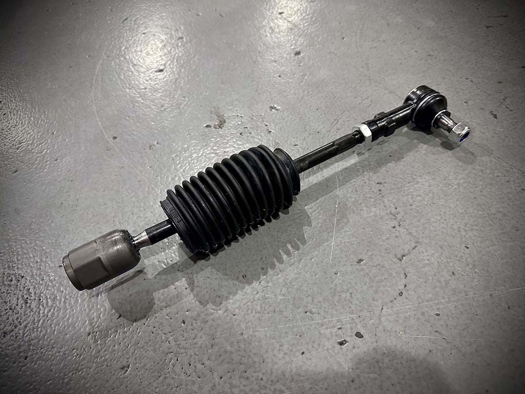 Manual Steering Tie Rod Assembly Kit - Image 4